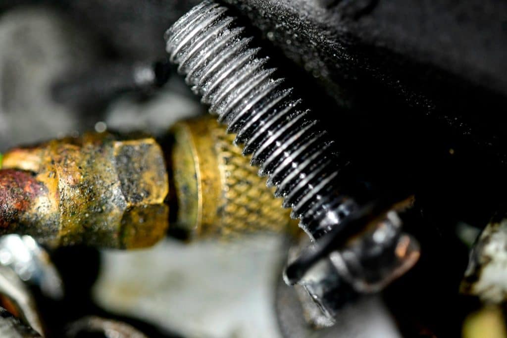 Close up picture of a screw