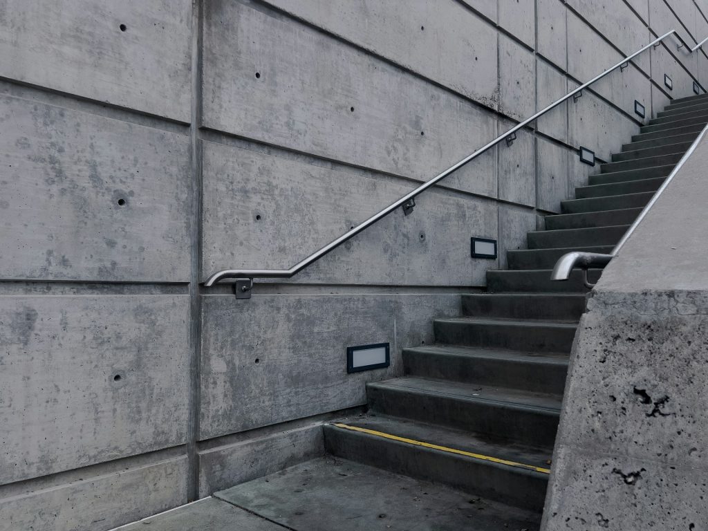 A concrete stairs